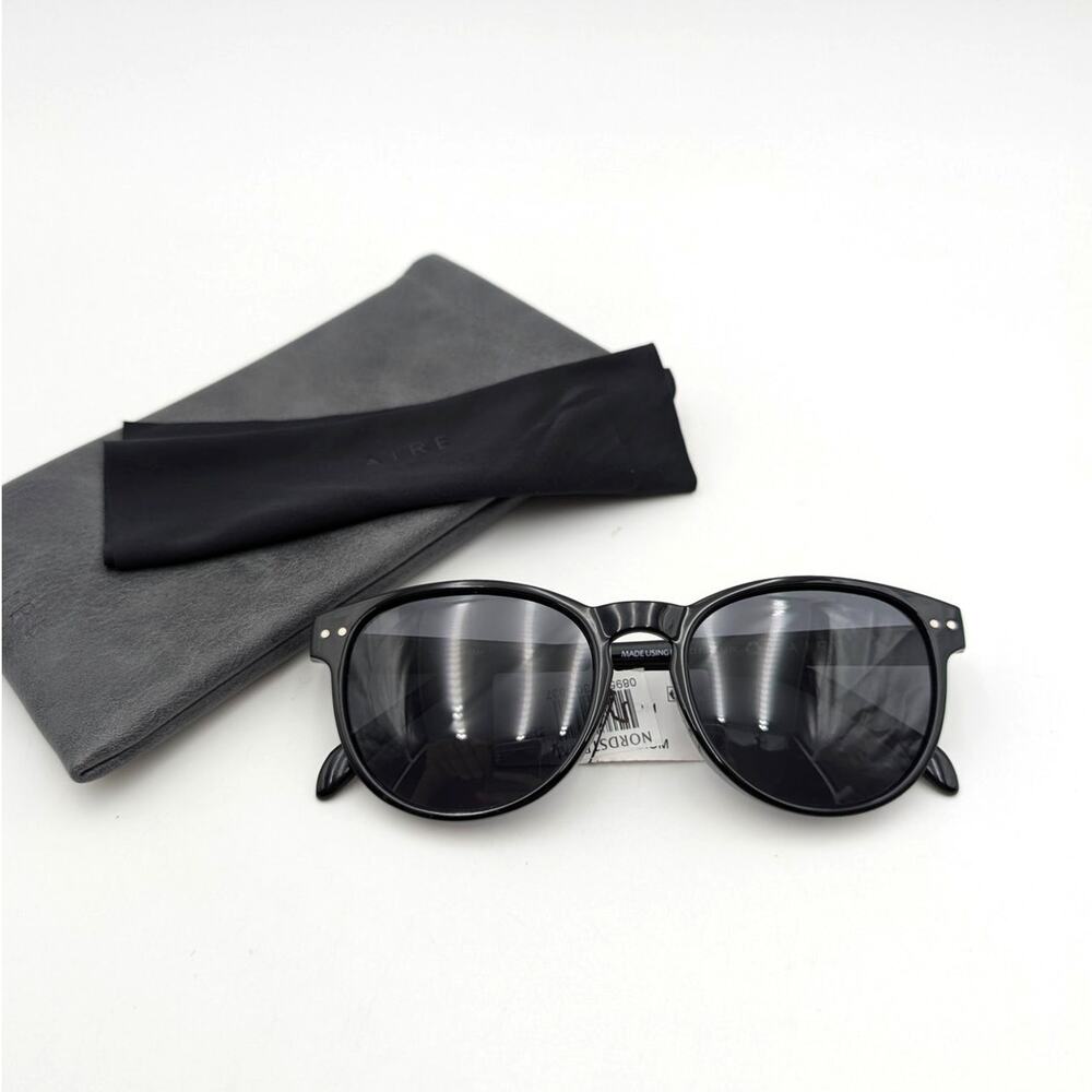 Aire Karma Unisex Sunglasses Classic Round Shape Black Polarised Unisex One Size
